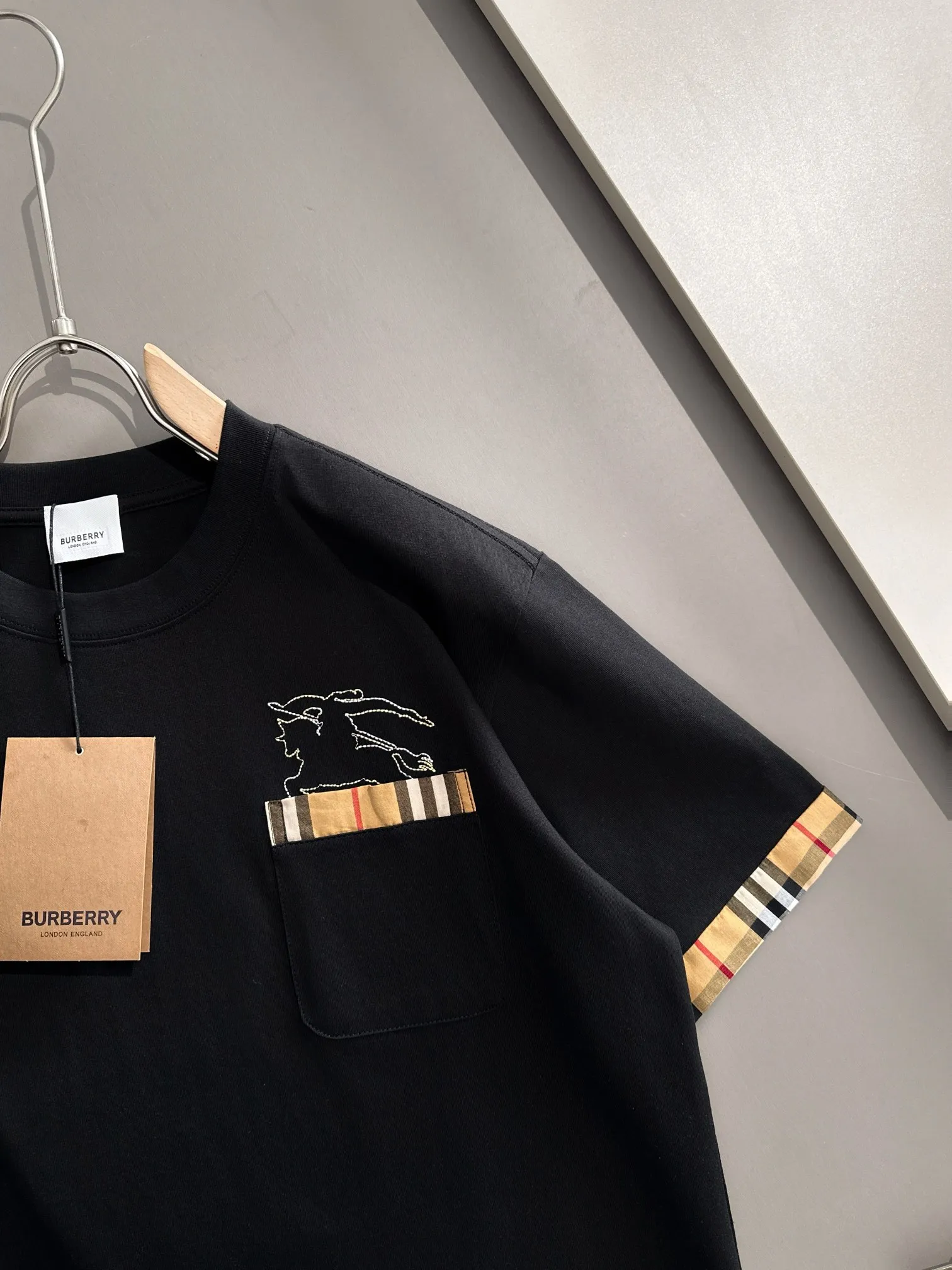 BBR BURBERRY 2026New Arrival logo Same Style t · 260 100％ · 32 · ：Black Size：S M L XL